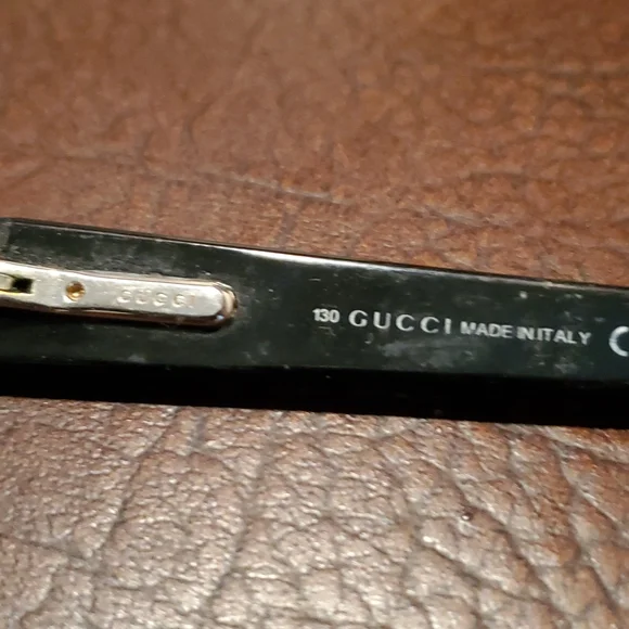 Gucci eyeglasss - Picture 3 of 5